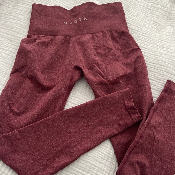 Maroon Contour Seamless Leggings - Picture 6 of 6